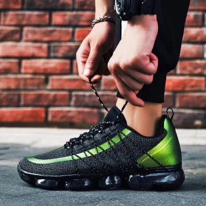 Tike - Comfortabele Sneaker met Veters en Luchtkussentjes