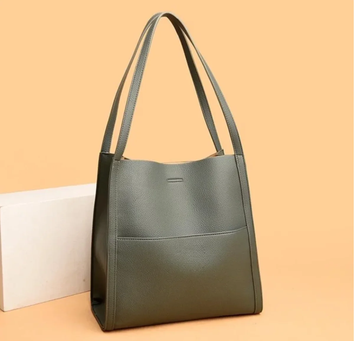 Valentina - Schoudertas Vegan Leer en Klassieke Look voor Dames - Afbeelding 8