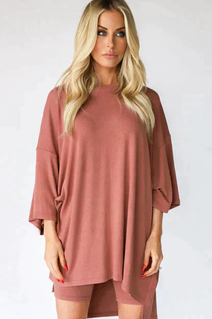 Navando | Comfortabele tweedelige set met oversized T-shirt en short voor dames - Afbeelding 3