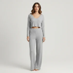 Navando | Gebreide loungewearset met cropped trui en bijpassende broek