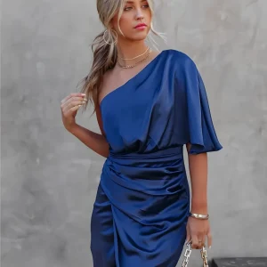 Arabella - elegant cocktailjurk met één schouder